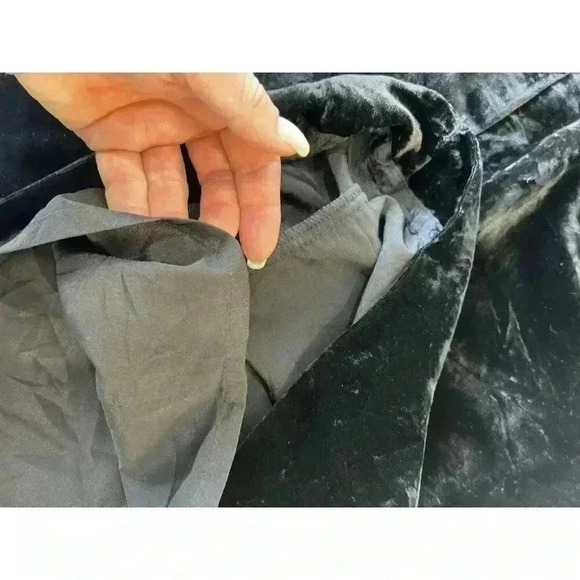 J Crew Velvet Pull On Skirt Black Womens Size XXS Knee Length - Picture 5 of 6